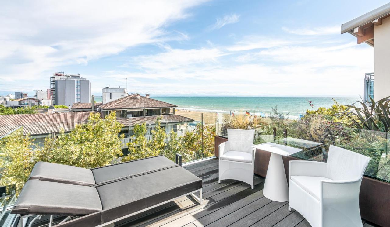 Hotel Lampara Lignano Sabbiadoro Exterior photo